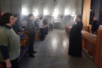 В Кургане священник выступил на совещании УМВД