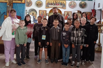 В Макушино дети из дневного лагеря побывали в храме