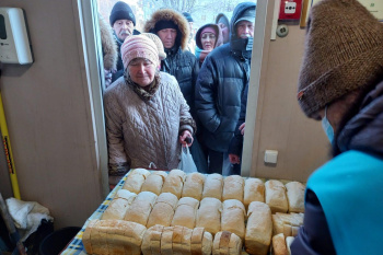В Кургане продолжает работу проект «Социальная столовая «Сквер Милосердия»