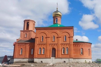 В новом храме села Половинное совершено первое Таинство Святого Крещения