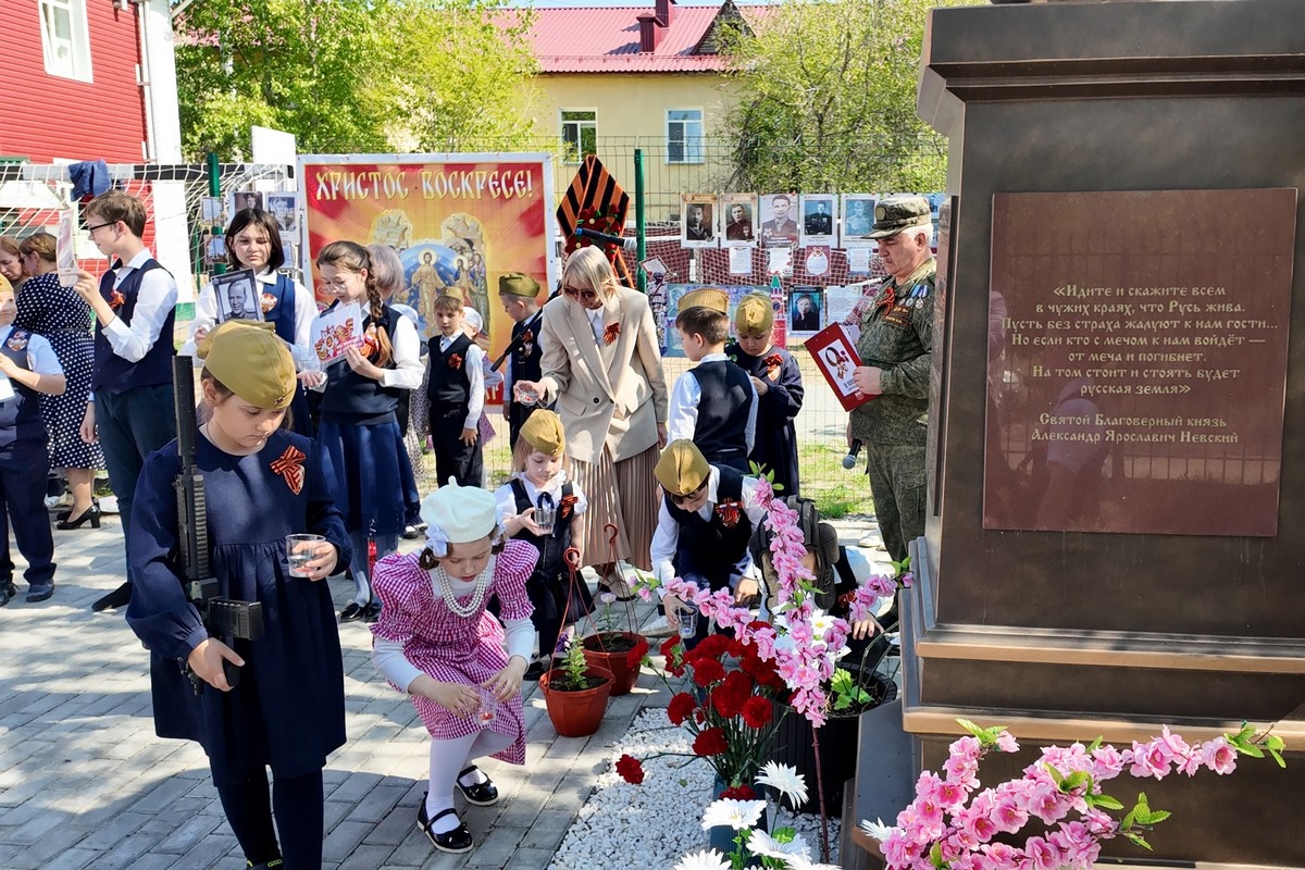 Православные гимназисты Кургана почтили память воинов ВОВ