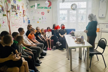 В Кургане сёстры милосердия посетили областную детскую больницу