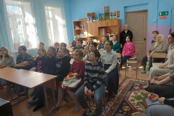 На курганском приходе в рамках грантового проекта посмотрели и обсудили фильм о царской семье