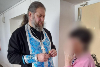 В праздник Сретения зауральский священник посетил хоспис