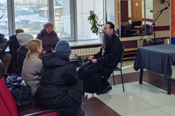 В Кургане на выставке-ярмарке «Добрый свет Рождества» выступил игумен Чимеевского монастыря
