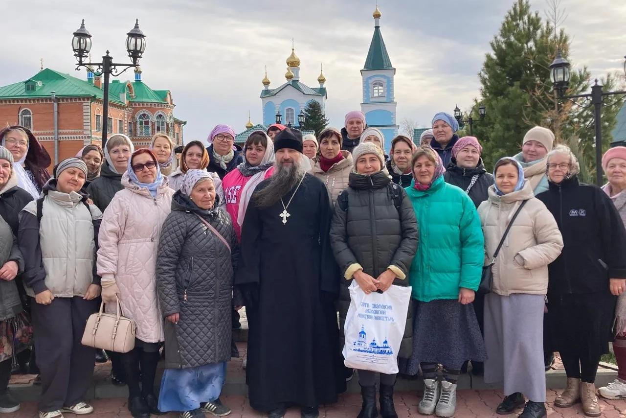 Группа паломников из города Ирбит Свердловской области посетила Чимеевский мужской монастырь