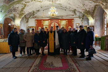 Работники культуры Белозерского округа побывали в старинном храме