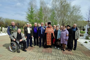 В Кургане возле кафедрального Александро-Невского собора прошла панихида  по жертвам аварии на Чернобыльской АЭС