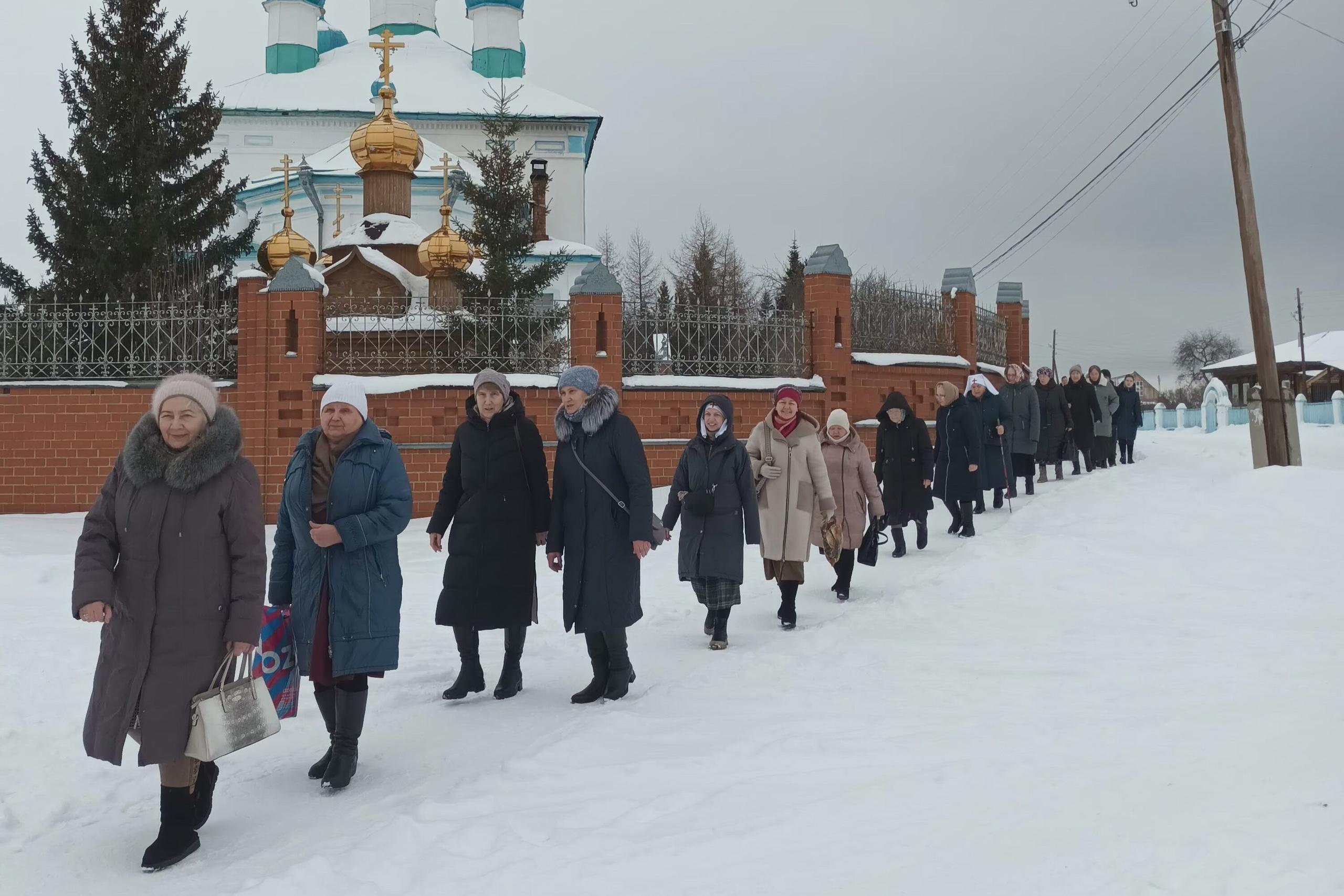 Паломники курганского храма совершили 4-ю поездку в рамках проекта