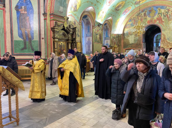В главном соборе Кургана прошел традиционный предновогодний благодарственный молебен
