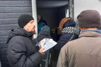В Кургане православные активисты провели просветительскую акцию