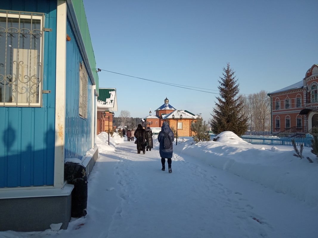 Социальные туристы из Кургана совершили паломничество в Чимеевский Свято-Казанский мужской монастырь