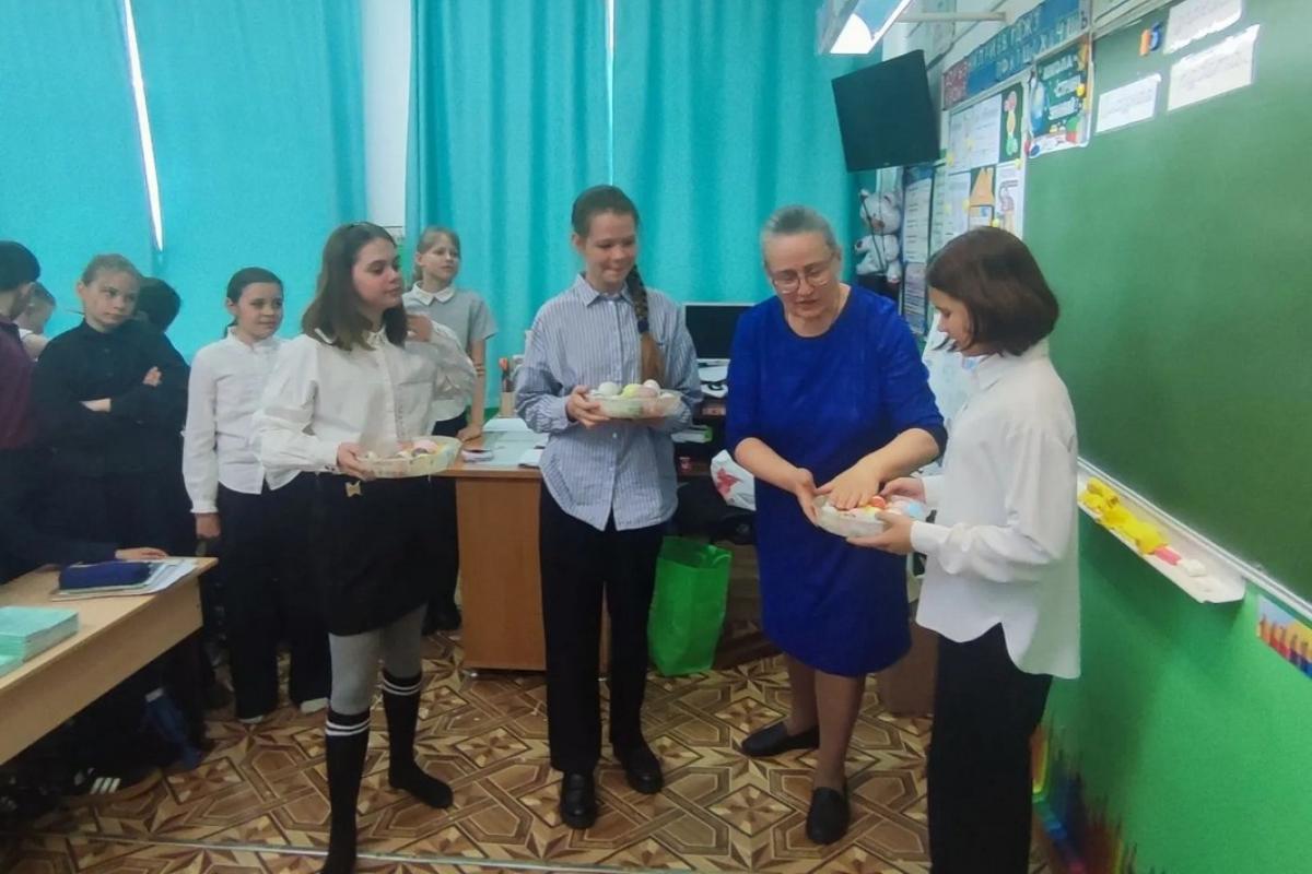 ​Педагог из курганского храма рассказала о Пасхе четвероклассникам