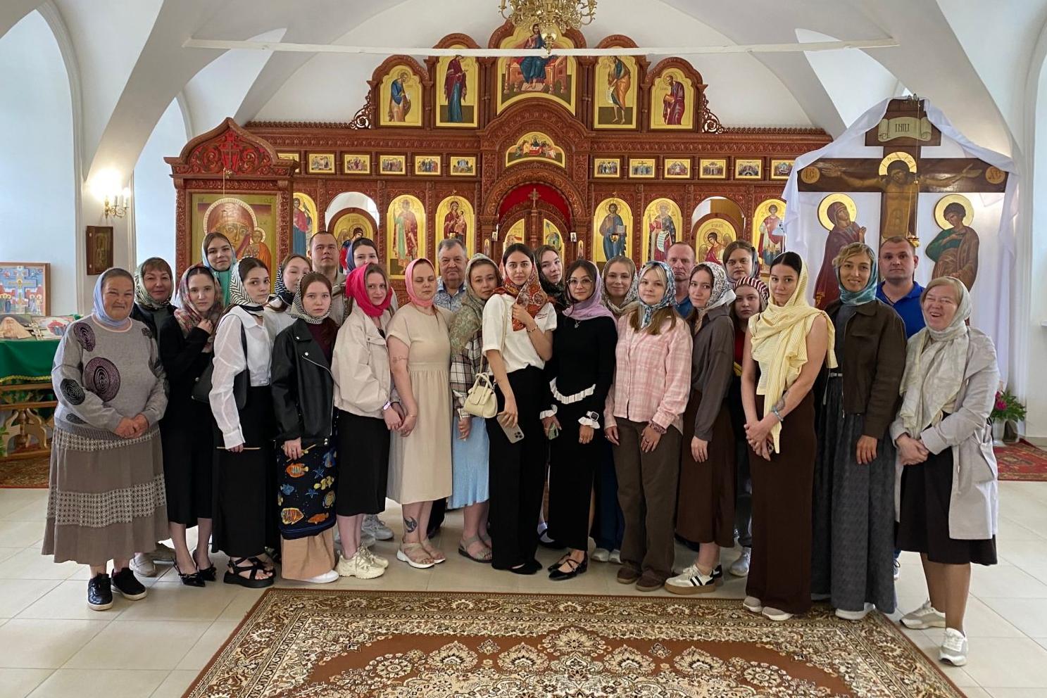 На родине архимандрита Антонина (Капустина) побывали студенты-заочники ШГПУ