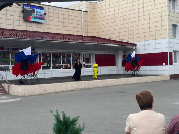 В Кетово священник выступил на фестивале православной культуры «Мы родом из Святой Руси»