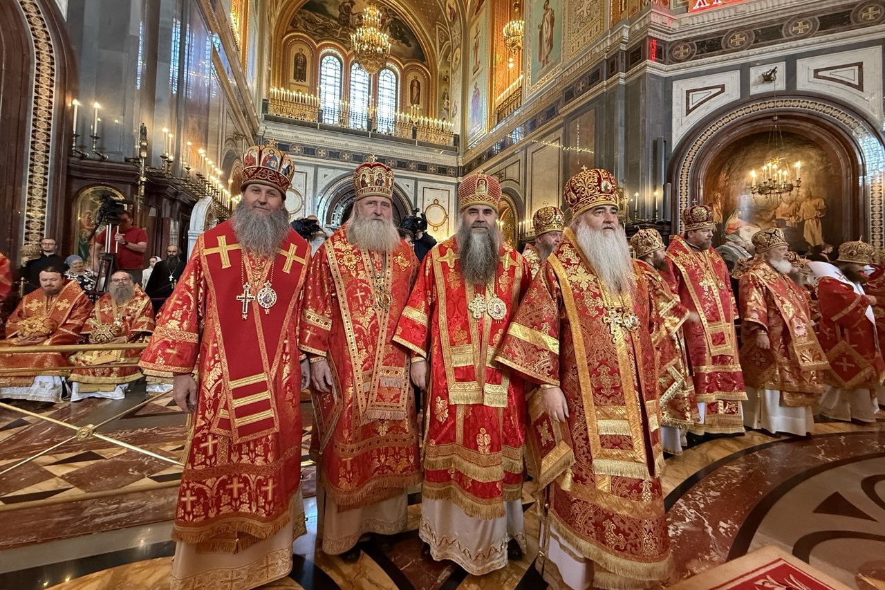 Митрополит Даниил сослужил Святейшему Патриарху Кириллу в день его тезоименитства