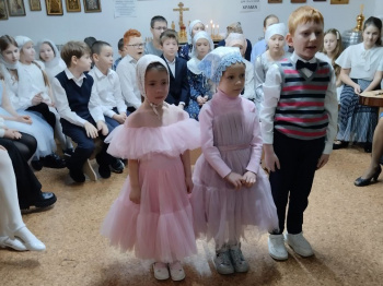 Рождественский праздник прошел в воскресной школе Покрова Пресвятой Богородицы
