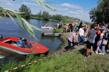 На речке Глядяна прошёл слёт православной молодежи Курганской епархии