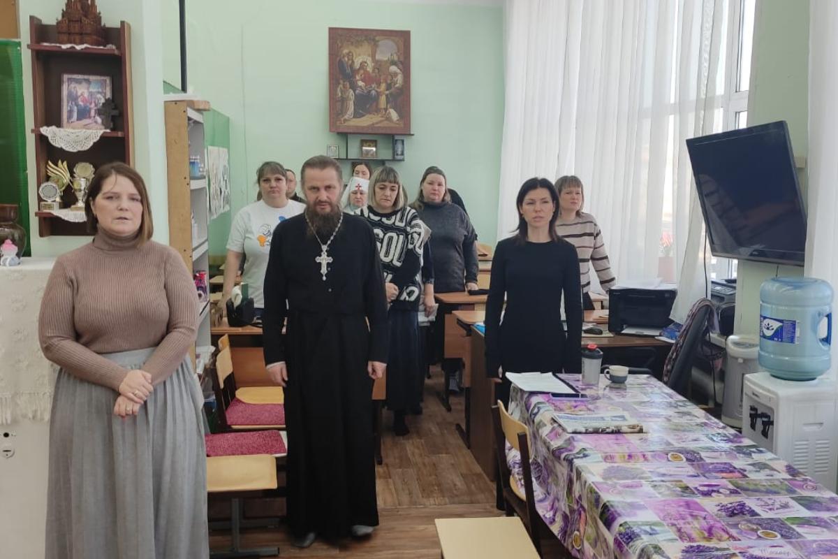 В Кургане психолог Центра гуманитарной помощи Порт-Артурского храма рассказала, как пережить утрату близких