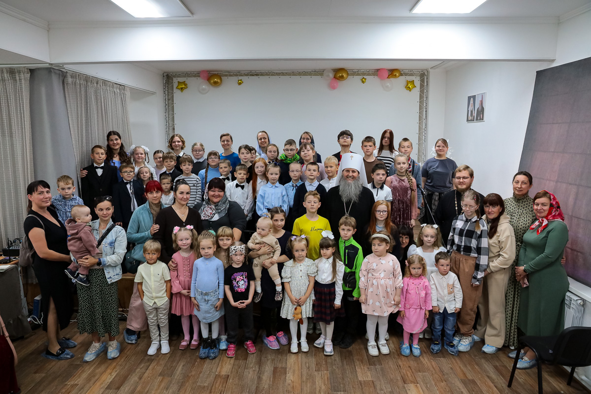 «Здесь научат вас только хорошему!» В курганской воскресной школе «Благовест» стартовал новый учебный год