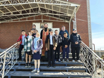 В Лебяжье четвероклассники совершили экскурсию в храм