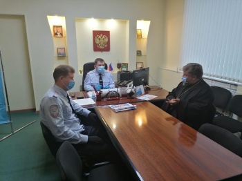 Представитель Курганской епархии и сотрудники ГИБДД обсудили взаимодействие