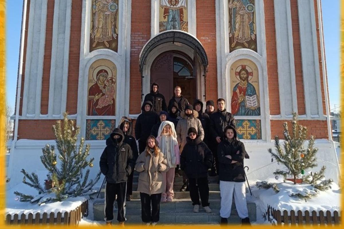 В кургане гимназисты посетили храм и приходские музеи