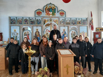 Подростки из Тюмени и зауральского села Сунгурово провели активные выходные на приходе райцентра Мокроусово
