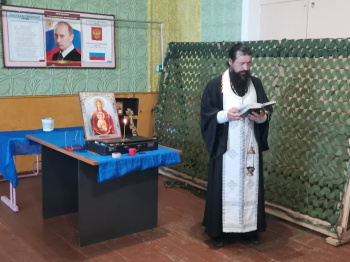 Панихиды по усопшим в Великой Отечественной войне прошли в Половинском округе