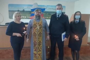 Председатель военного отдела Курганской епархии встретился с сотрудниками МВД и ФНС