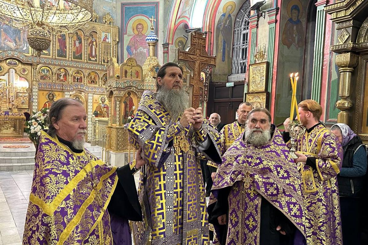 Митрополит Даниил: «Для нас крест — великая сила, великая радость и наше спасение»