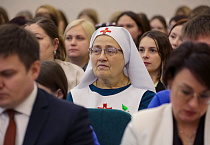 Митрополит Даниил обсудил проблемы демографии на Губернаторских чтениях в Кургане