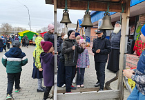 На открытой площадке Глядянского РДК отметили праздник Пасхи
