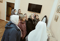 Порт-Артурский храм Кургана посетили паломники из Омска