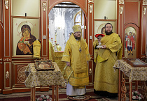 В старинном храме села Усть-Суерское два архиерея совершили Литургию