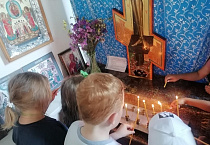 Макушинский храм архангела Михаила посетили юные гости