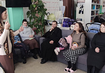 На курганском приходе в рамках грантового проекта прошла беседа о детско-родительских отношениях 