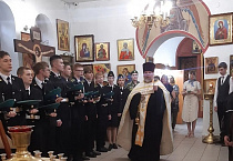 Курганские школьники посетили Пантелеимоновский храм