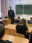 Курганский священник рассказал школьникам о «героях духа»