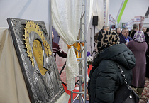 В Кургане в 18-й раз открылась выставка-ярмарка «Добрый свет Рождества»