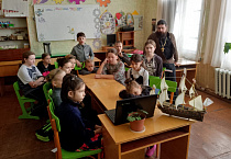 На приходах Курганской епархии проходят просмотры патриотических фильмов