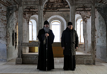 В старинном храме села Усть-Суерское два архиерея совершили Литургию
