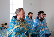 В возрожденном храме Чимеевского монастыря прошла первая архиерейская Литургия и освящение нового иконостаса