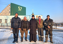 В Кургане на Благовещенском храме установили новый купол