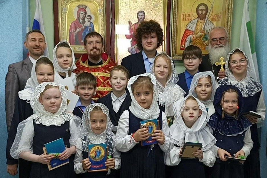 Новых учеников православной гимназии Кургана посвятили в гимназисты