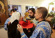 В Покровском храме в престольный праздник совершена архиерейская Литургия