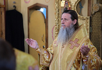Ранняя архиерейская Литургия состоялась в Александро-Невском соборе Кургана