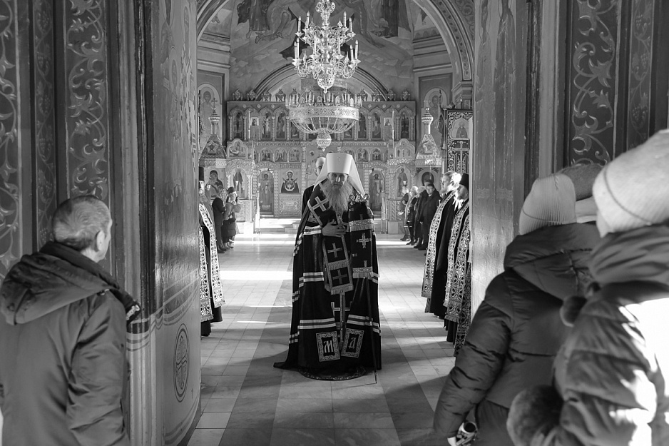 В четверг первой седмицы Великого поста митрополит Даниил молился за уставным богослужением