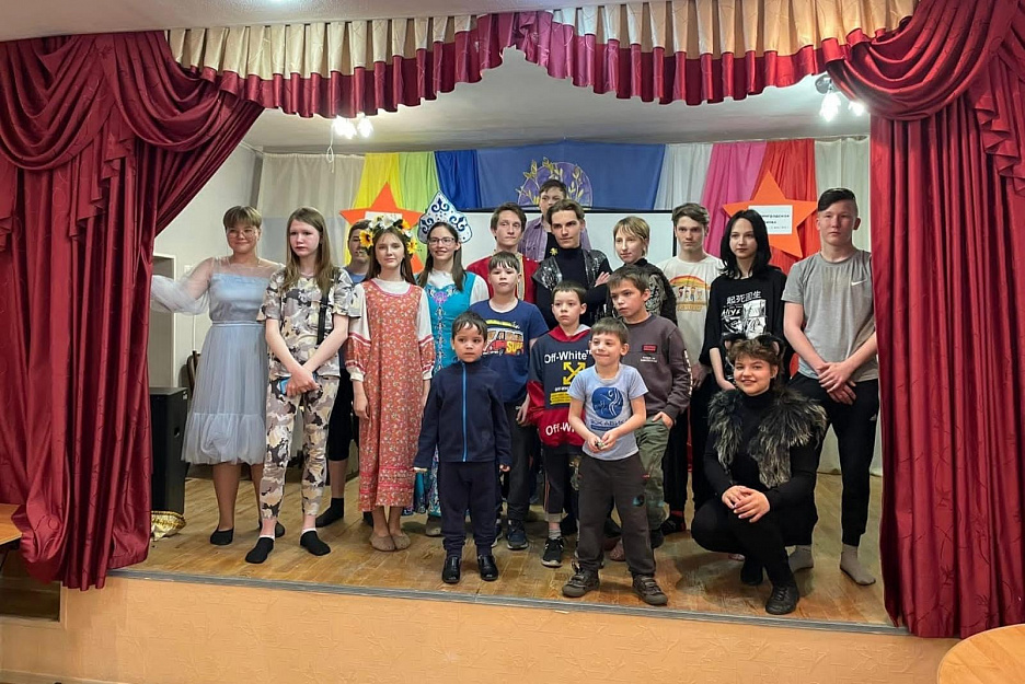 В Кургане православная молодёжь организовала игровую программу для детей, оставшихся без попечения родителей