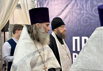 В Кургане в 17-й раз открылась выставка-ярмарка «Добрый свет Рождества»